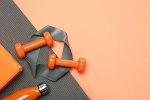 “ながら運動“は逆効果？40代50代が知るべき筋トレの真実
