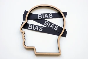 “アンコンシャスバイアス”の怖さと対処法とは？