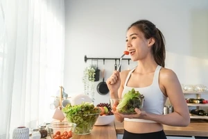 お腹すいてないのに食べちゃう理由