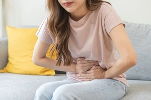 生理痛、まだ我慢してる？40代からの正しい対処法