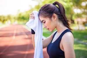 夏に汗をかくほど痩せるはウソ？40代50代の正しいダイエット